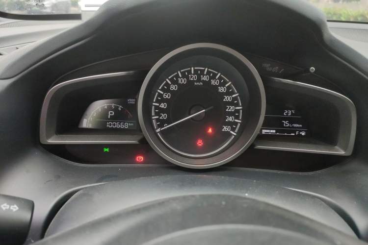 Used Mazda CX-4 2018 2.0L Automatic Two-Wheel Drive Blue Sky Dynamic Version China V Standard Instrument Cluster