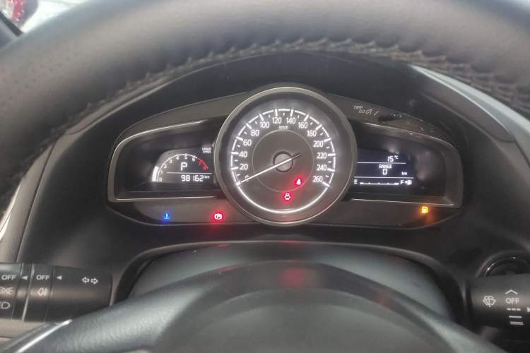 Used Mazda CX-4 2018 2.0L Automatic Two-Wheel Drive Blue Sky Dynamic Version China V Standard Instrument Cluster