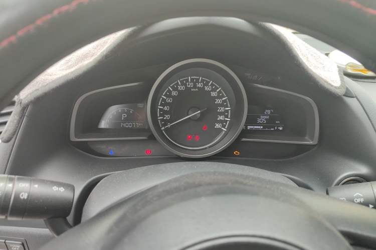 Used Mazda CX-4 2018 2.0L Automatic Two-Wheel Drive Blue Sky Dynamic Version China V Standard Instrument Cluster