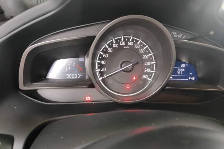 Used Mazda CX-4 2018 2.0L Automatic Two-Wheel Drive Blue Sky Premium Upgrade Version China VI Standard Instrument Cluster