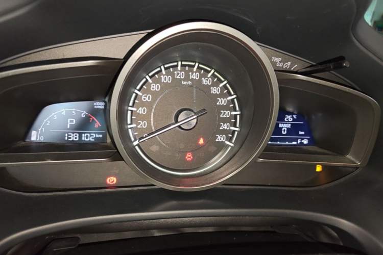 Used Mazda CX-4 2018 2.0L Automatic Two-Wheel Drive Blue Sky Dynamic Version China V Standard Instrument Cluster