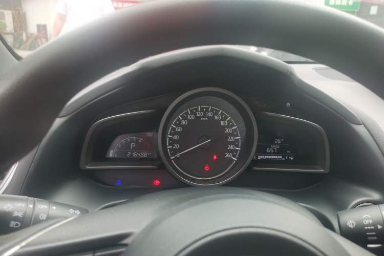 Used Mazda CX-4 2018 2.0L Automatic Two-Wheel Drive Blue Sky Dynamic Version China V Standard Instrument Cluster