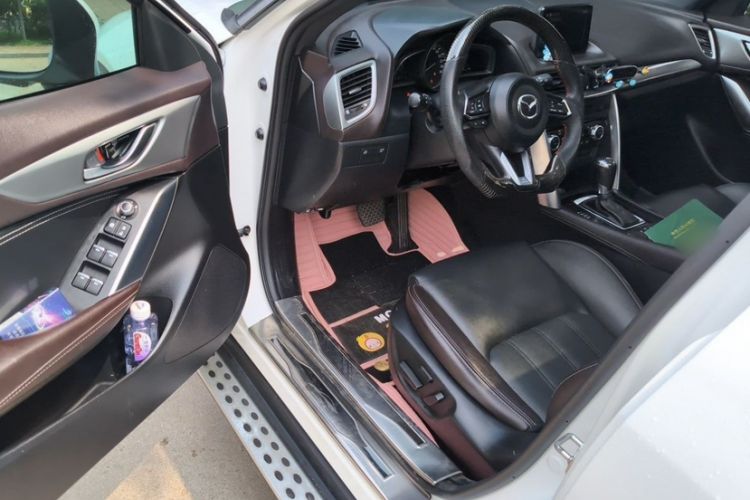 Used Mazda CX-4 2018 2.5L Automatic 4x4 Skyactiv GT Sport Edition China V Standard Interior 1