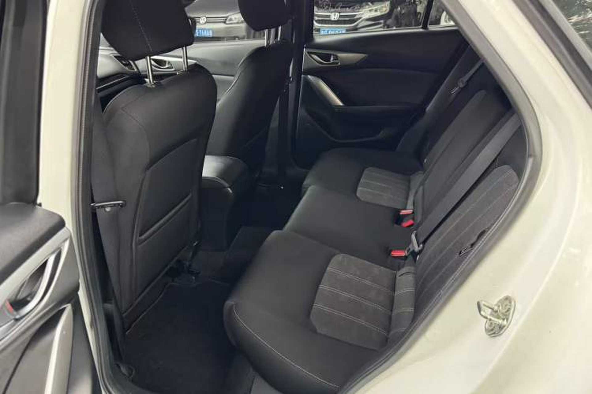 Used Mazda CX-4 2018 2.0L Manual Two-Wheel Drive Blue Sky Dynamic Edition China V Standard Interior 1