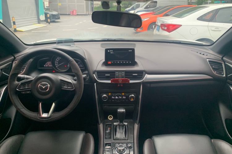 Used Mazda CX-4 2018 2.5L Automatic 4x4 Blue Sky Sport Edition China V Standard Interior 10