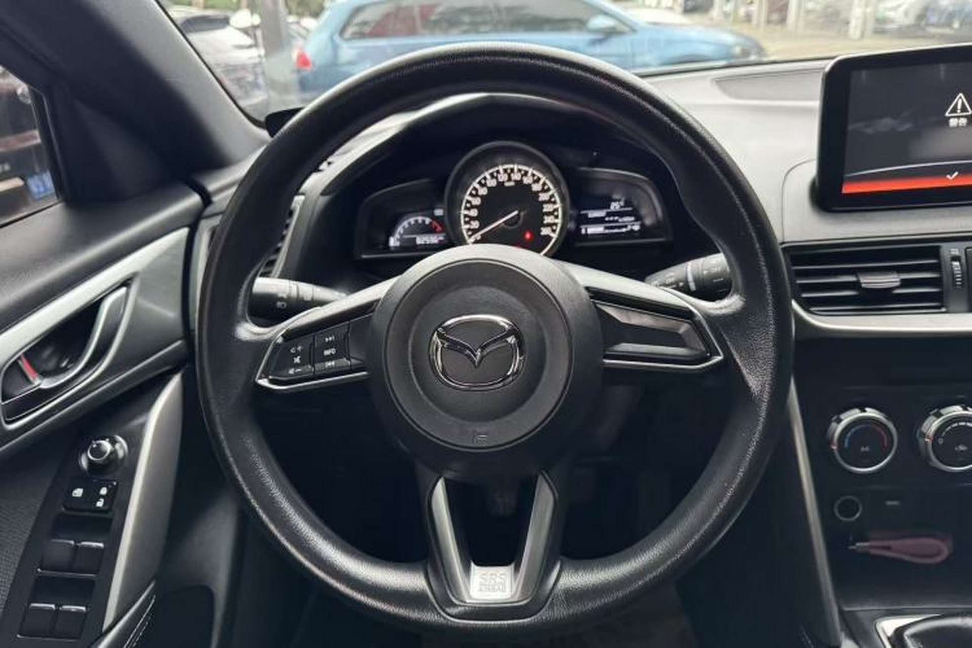 Used Mazda CX-4 2018 2.0L Manual Two-Wheel Drive Blue Sky Dynamic Edition China V Standard Interior 3