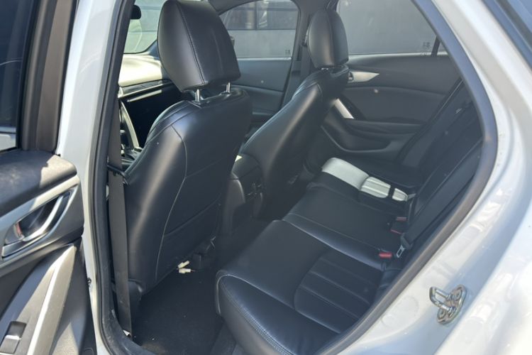 Used Mazda CX-4 2018 2.0L Automatic Two-Wheel Drive Blue Sky Dynamic Version China V Standard Interior 5