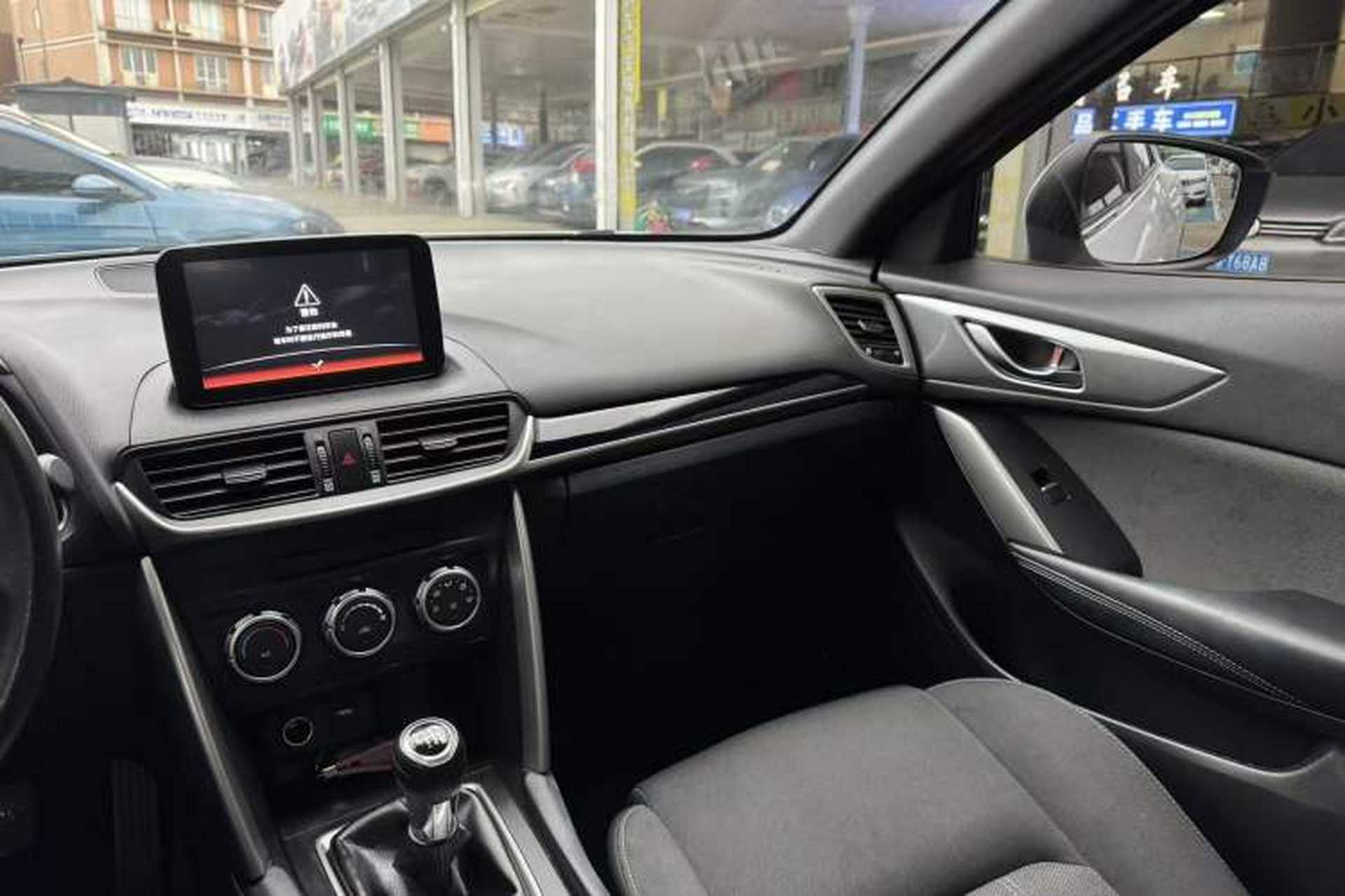 Used Mazda CX-4 2018 2.0L Manual Two-Wheel Drive Blue Sky Dynamic Edition China V Standard Interior 6