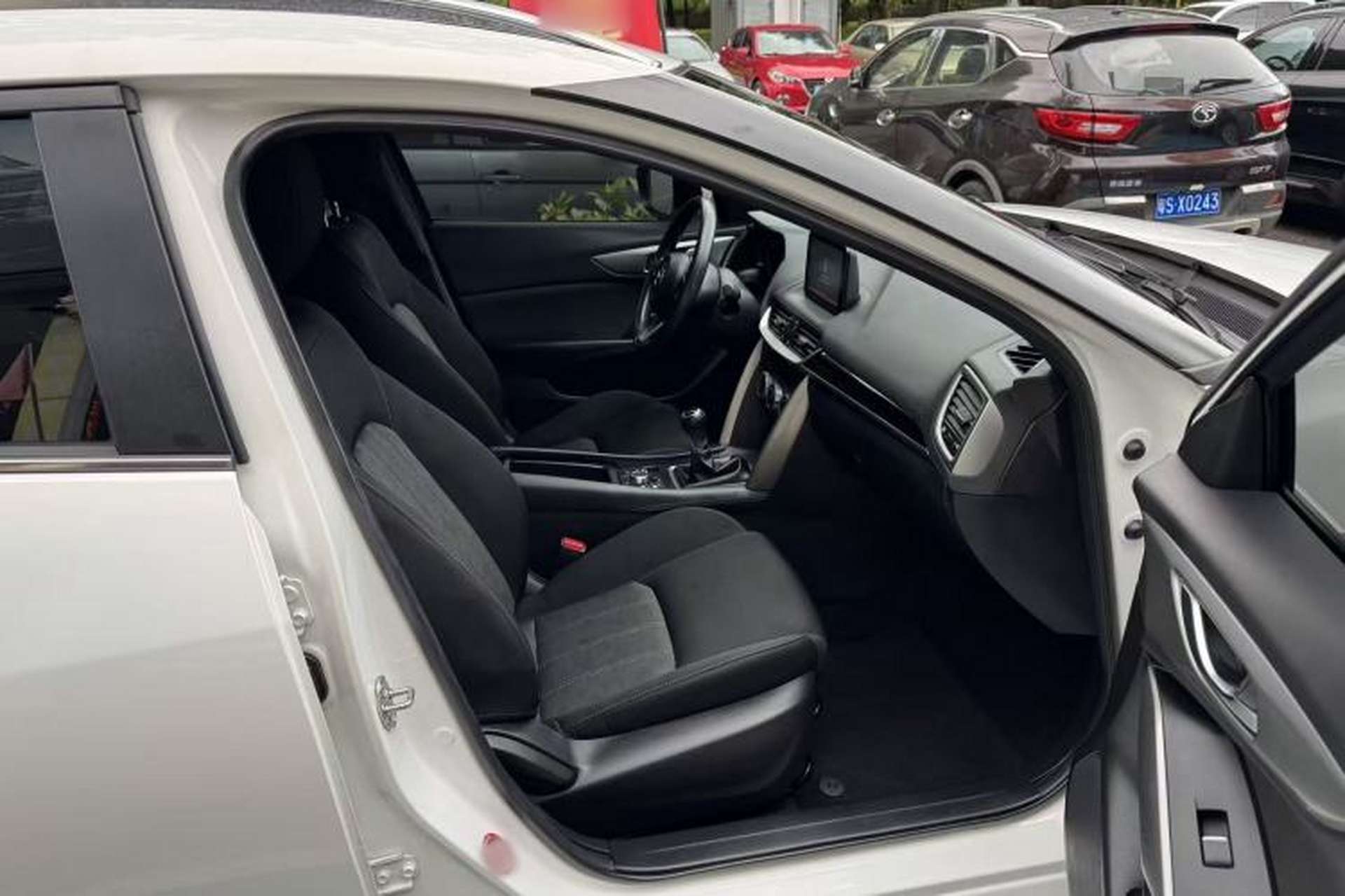 Used Mazda CX-4 2018 2.0L Manual Two-Wheel Drive Blue Sky Dynamic Edition China V Standard Interior 7