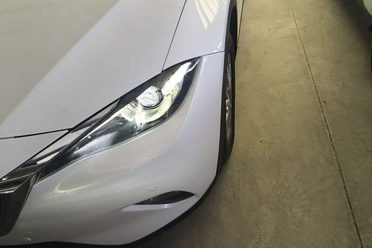 Used Mazda CX-4 2018 2.0L Automatic Two-Wheel Drive Smart Tech Edition China VI Left Front Headlight