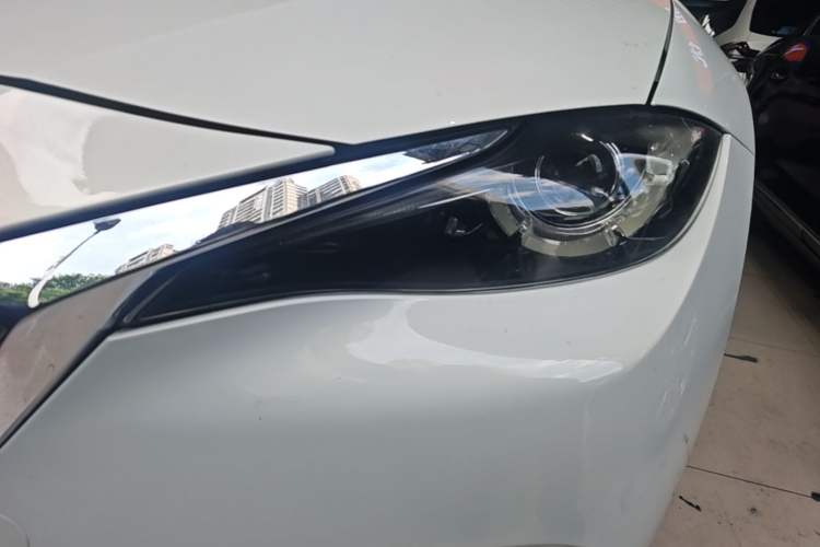 Used Mazda CX-4 2018 2.5L Automatic 4x4 Blue Sky Sport Edition China V Standard Left Front Headlight