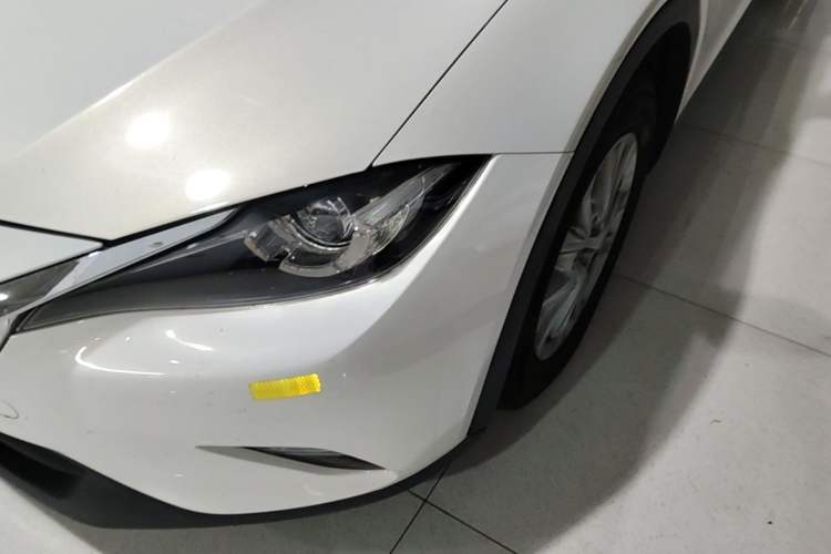 Used Mazda CX-4 2018 2.0L Automatic Two-Wheel Drive Blue Sky Dynamic Version China VI Standard Left Front Headlight