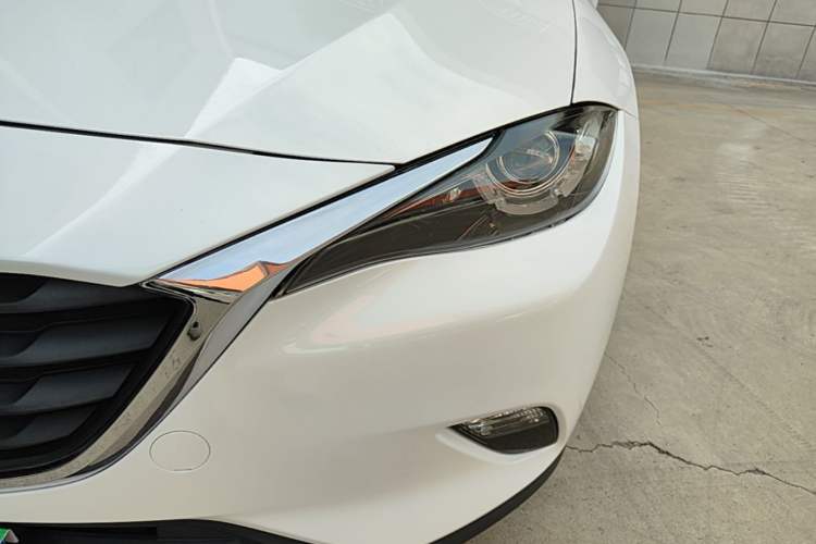 Used Mazda CX-4 2018 2.0L Automatic Two-Wheel Drive Blue Sky Dynamic Version China V Standard Left Front Headlight