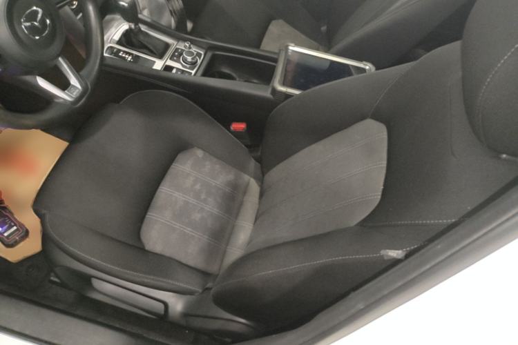 Used Mazda CX-4 2018 2.0L Automatic Two-Wheel Drive Blue Sky Exploration Version China V Standard Left Front Seat