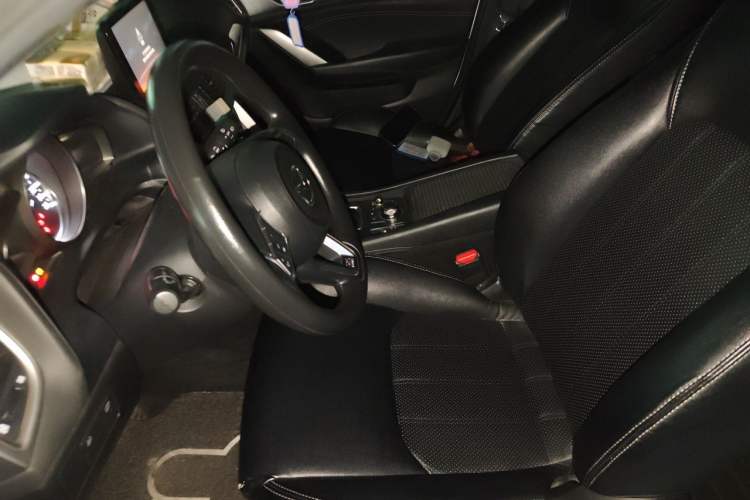 Used Mazda CX-4 2018 2.0L Automatic Two-Wheel Drive Blue Sky Dynamic Version China VI Standard Left Front Seat