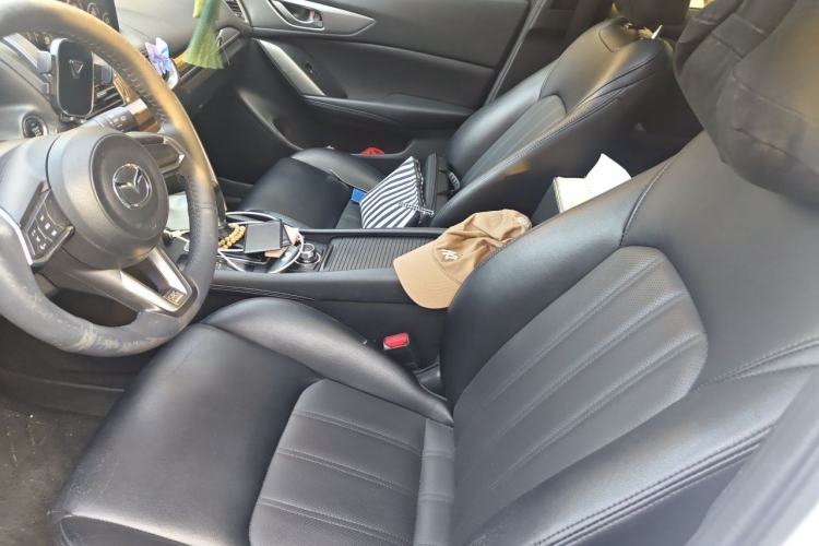Used Mazda CX-4 2018 2.0L Automatic Two-Wheel Drive Blue Sky Dynamic Version China V Standard Left Front Seat