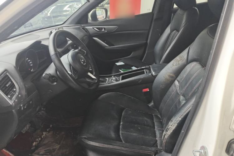 Used Mazda CX-4 2018 2.0L Automatic Two-Wheel Drive Blue Sky Dynamic Version China VI Standard Left Front Seat