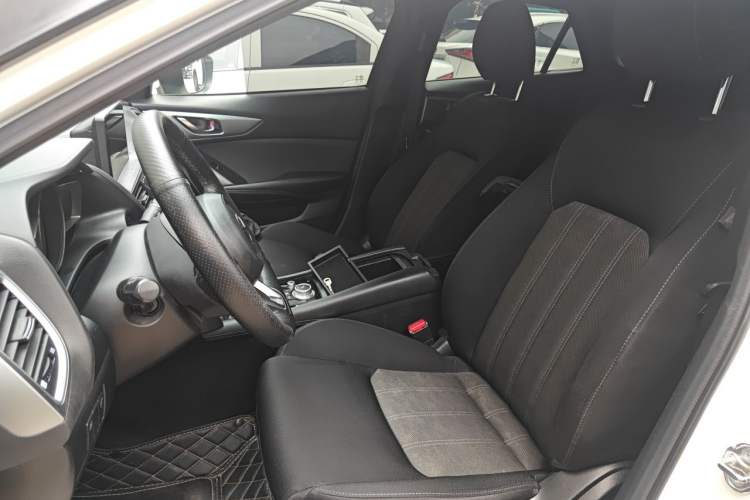 Used Mazda CX-4 2018 2.0L Automatic Two-Wheel Drive Blue Sky Dynamic Version China V Standard Left Front Seat
