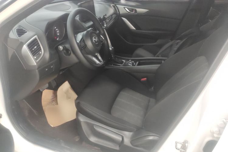 Used Mazda CX-4 2018 2.0L Automatic Two-Wheel Drive Blue Sky Dynamic Version China V Standard Left Front Seat