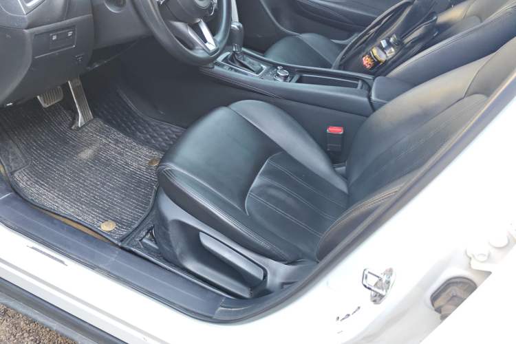 Used Mazda CX-4 2018 2.0L Automatic Two-Wheel Drive Blue Sky Dynamic Version China V Standard Left Front Seat