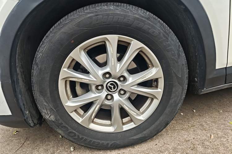 Used Mazda CX-4 2018 2.0L Automatic Two-Wheel Drive Blue Sky Dynamic Version China VI Standard Left Front Wheel Hub