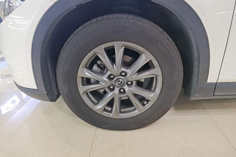 Used Mazda CX-4 2018 2.0L Automatic Two-Wheel Drive Blue Sky Leading Edition China V Standard Left Front Wheel Hub