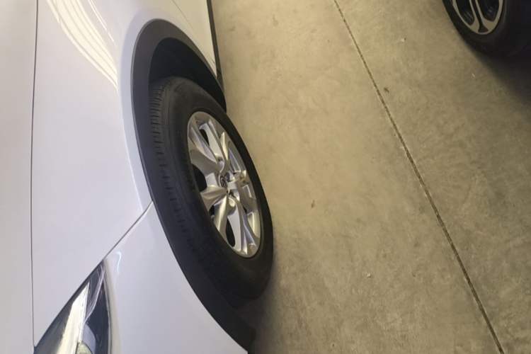 Used Mazda CX-4 2018 2.0L Automatic Two-Wheel Drive Smart Tech Edition China VI Left Front Wheel Hub