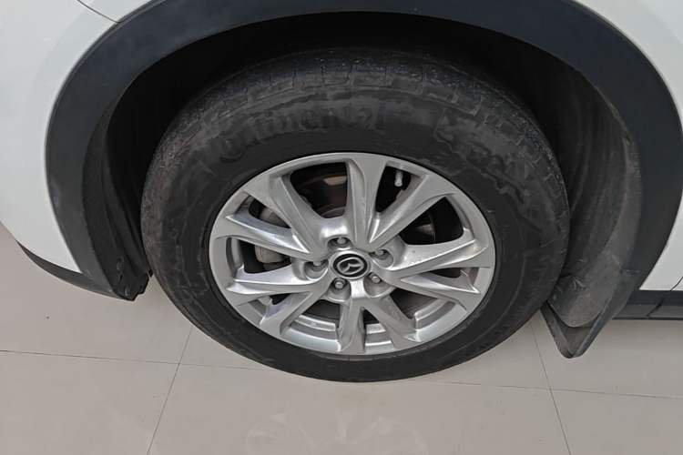 Used Mazda CX-4 2018 2.0L Automatic Two-Wheel Drive Blue Sky Exploration Version China V Standard Left Front Wheel Hub