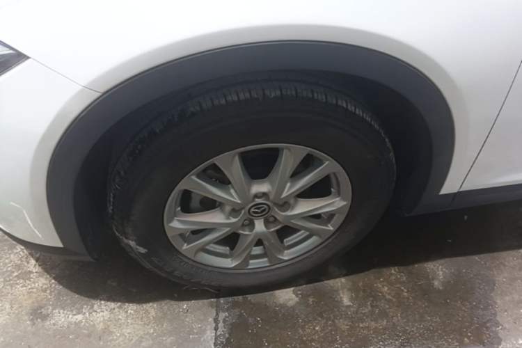 Used Mazda CX-4 2018 2.0L Automatic Two-Wheel Drive Blue Sky Dynamic Version China VI Standard Left Front Wheel Hub