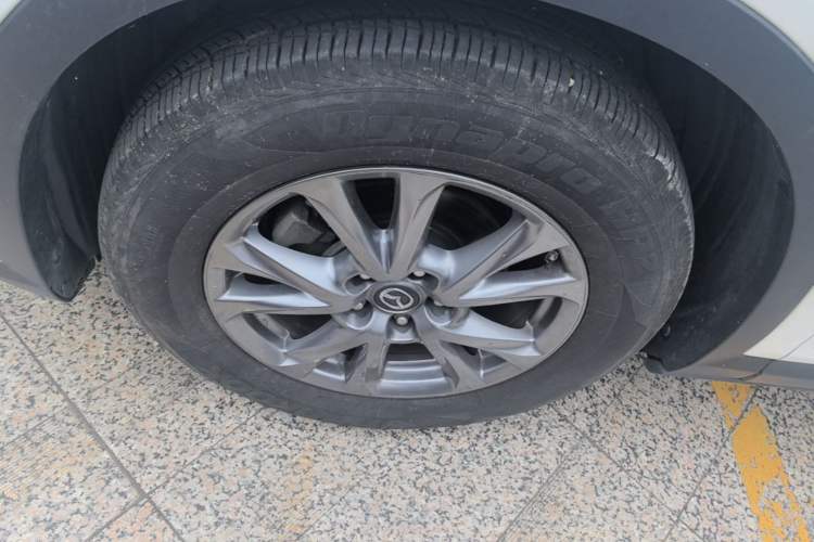 Used Mazda CX-4 2018 2.0L Automatic Two-Wheel Drive Blue Sky Premium Upgrade Version China VI Standard Left Front Wheel Hub