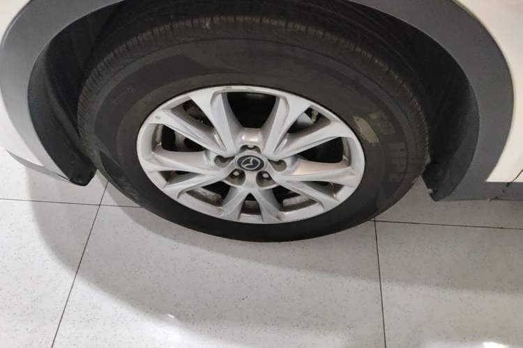 Used Mazda CX-4 2018 2.0L Automatic Two-Wheel Drive Blue Sky Dynamic Version China VI Standard Left Front Wheel Hub