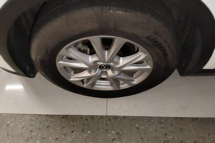 Used Mazda CX-4 2018 2.0L Automatic Two-Wheel Drive Blue Sky Dynamic Version China V Standard Left Front Wheel Hub
