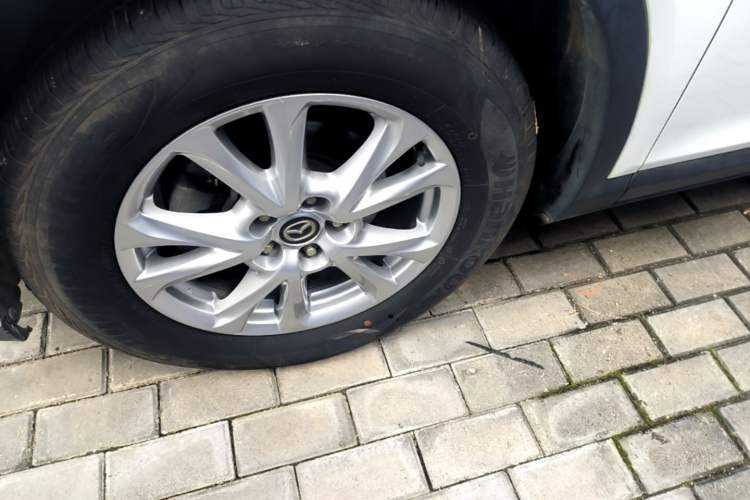 Used Mazda CX-4 2018 2.0L Automatic Two-Wheel Drive Blue Sky Dynamic Version China V Standard Left Front Wheel Hub