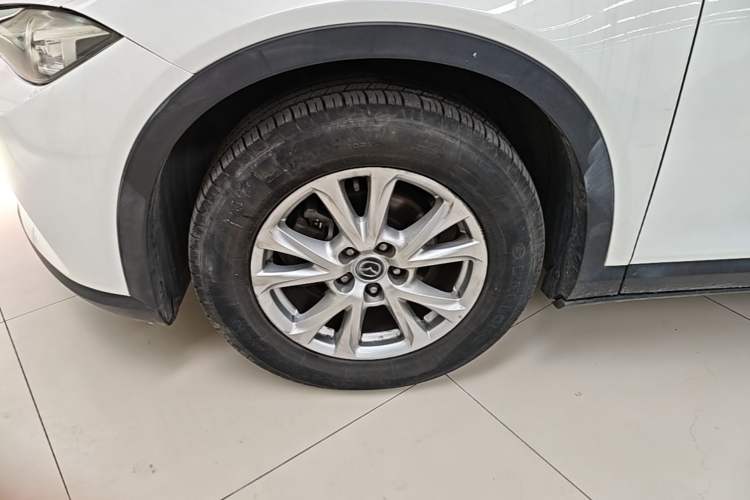 Used Mazda CX-4 2018 2.0L Automatic Two-Wheel Drive Blue Sky Dynamic Version China VI Standard Left Front Wheel Hub