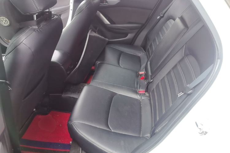 Used Mazda CX-4 2018 2.0L Automatic Two-Wheel Drive Blue Sky Dynamic Version China V Standard Left Rear Seat