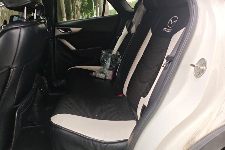 Used Mazda CX-4 2018 2.0L Automatic Two-Wheel Drive Blue Sky Exploration Version China V Standard Left Rear Seat