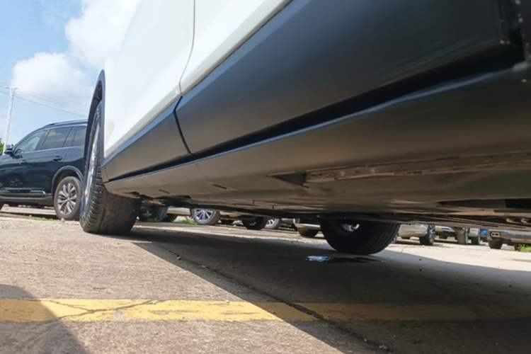 Used Mazda CX-4 2018 2.0L Automatic Two-Wheel Drive Blue Sky Dynamic Version China VI Standard Left Side Sill