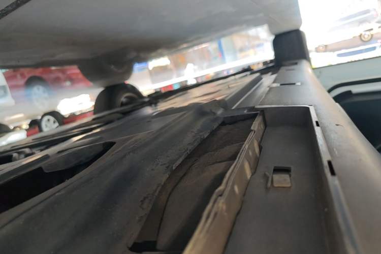 Used Mazda CX-4 2018 2.0L Automatic Two-Wheel Drive Blue Sky Dynamic Version China V Standard Left Side Sill