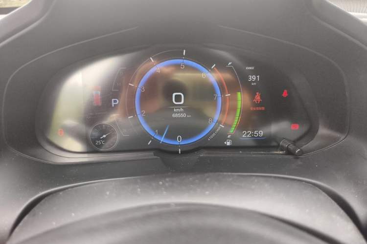 Used Mazda CX-4 2018 2.0L Automatic Two-Wheel Drive Blue Sky Exploration Version China V Standard Odometer Close Up