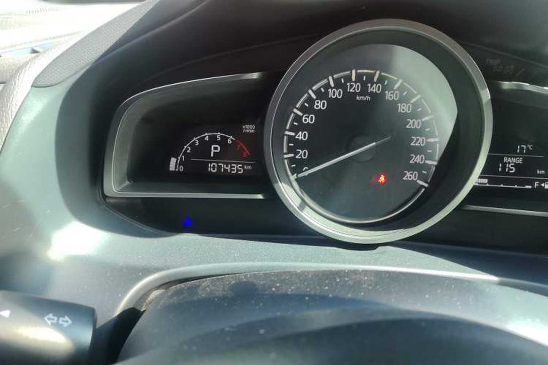 Used Mazda CX-4 2018 2.0L Automatic Two-Wheel Drive Blue Sky Premium Upgrade Version China V Standard Odometer Close Up