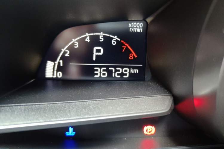 Used Mazda CX-4 2018 2.0L Automatic Two-Wheel Drive Blue Sky Dynamic Version China V Standard Odometer Close Up