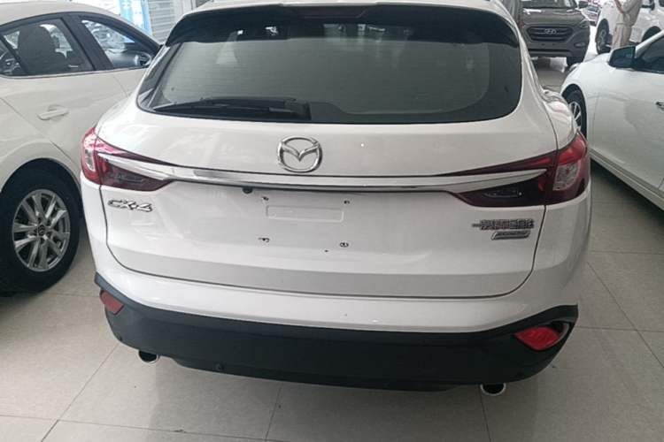 Used Mazda CX-4 2018 2.0L Automatic Two-Wheel Drive Blue Sky Dynamic Version China VI Standard Rear