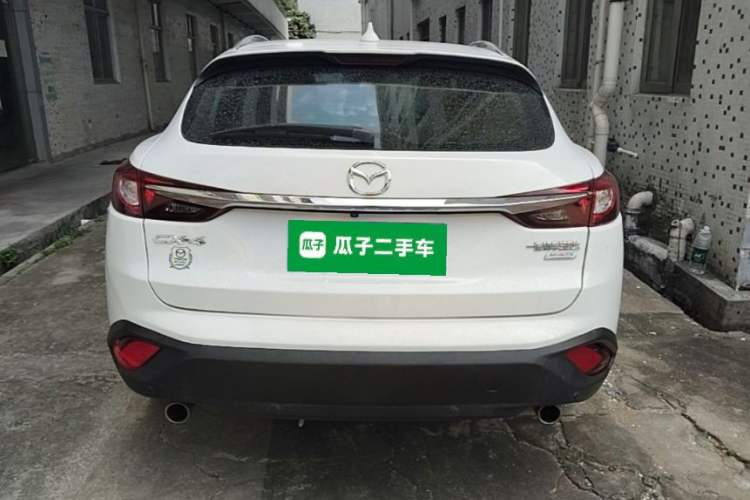 Used Mazda CX-4 2018 2.0L Automatic Two-Wheel Drive Blue Sky Premium Upgrade Version China VI Standard Rear