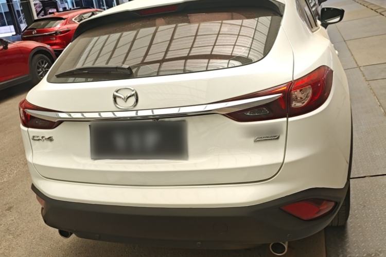 Used Mazda CX-4 2018 2.0L Automatic Two-Wheel Drive Blue Sky Dynamic Version China V Standard Rear
