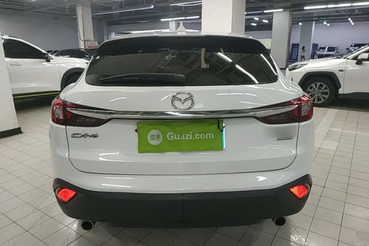 Used Mazda CX-4 2018 2.0L Manual Two-Wheel Drive Blue Sky Dynamic Edition China V Standard Rear