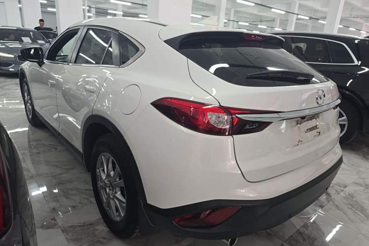 Used Mazda CX-4 2018 2.0L Automatic Two-Wheel Drive Blue Sky Dynamic Version China VI Standard Rear Left 45 Deg