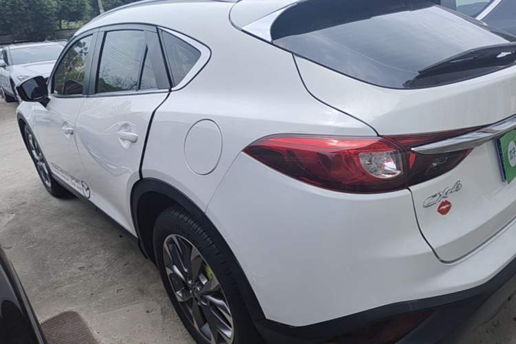 Used Mazda CX-4 2018 2.0L Automatic Two-Wheel Drive Blue Sky Dynamic Version China V Standard Rear Left 45 Deg