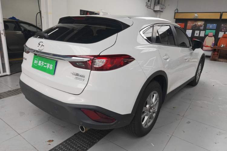 Used Mazda CX-4 2018 2.0L Automatic Two-Wheel Drive Blue Sky Dynamic Version China VI Standard Rear Right 45 Deg