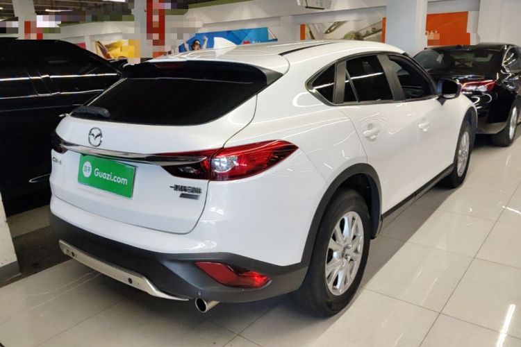 Used Mazda CX-4 2018 2.0L Automatic Two-Wheel Drive Blue Sky Dynamic Version China V Standard Rear Right 45 Deg