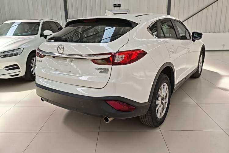 Used Mazda CX-4 2018 2.0L Automatic Two-Wheel Drive Blue Sky Dynamic Version China VI Standard Rear Right 45 Deg